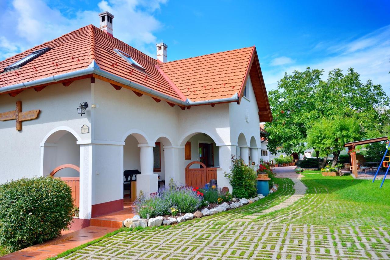 Levendula Vendégház Lovas Exterior foto